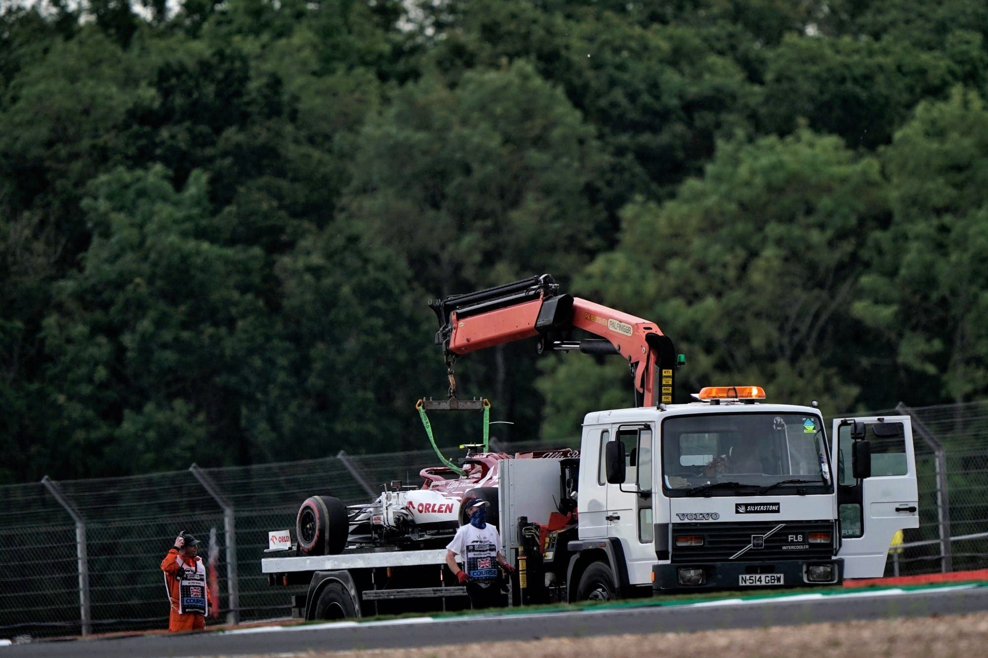 Galeria: confira as imagens dos treinos desta sexta-feira para o GP dos 70 Anos da F1 Antonio Giovinazzi (Alfa Romeo) GP dos 70 Anos da F1 2020 - Silverstone