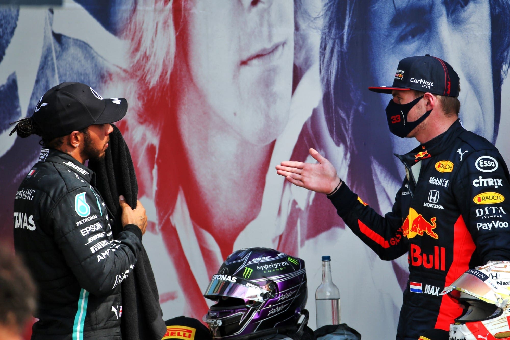 Galeria: confira as imagens do GP dos 70 Anos da F1 Lewis Hamilton e Max Verstappen - GP dos 70 Anos da F1
