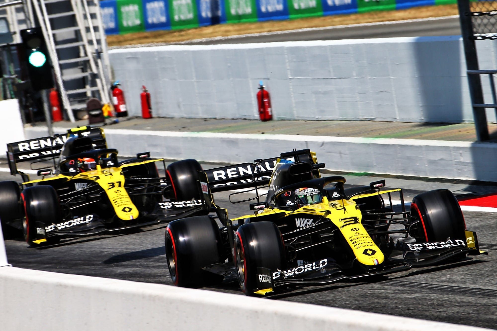 Daniel Ricciardo e Esteban Ocon (Renault) GP da Espanha 2020 de F1