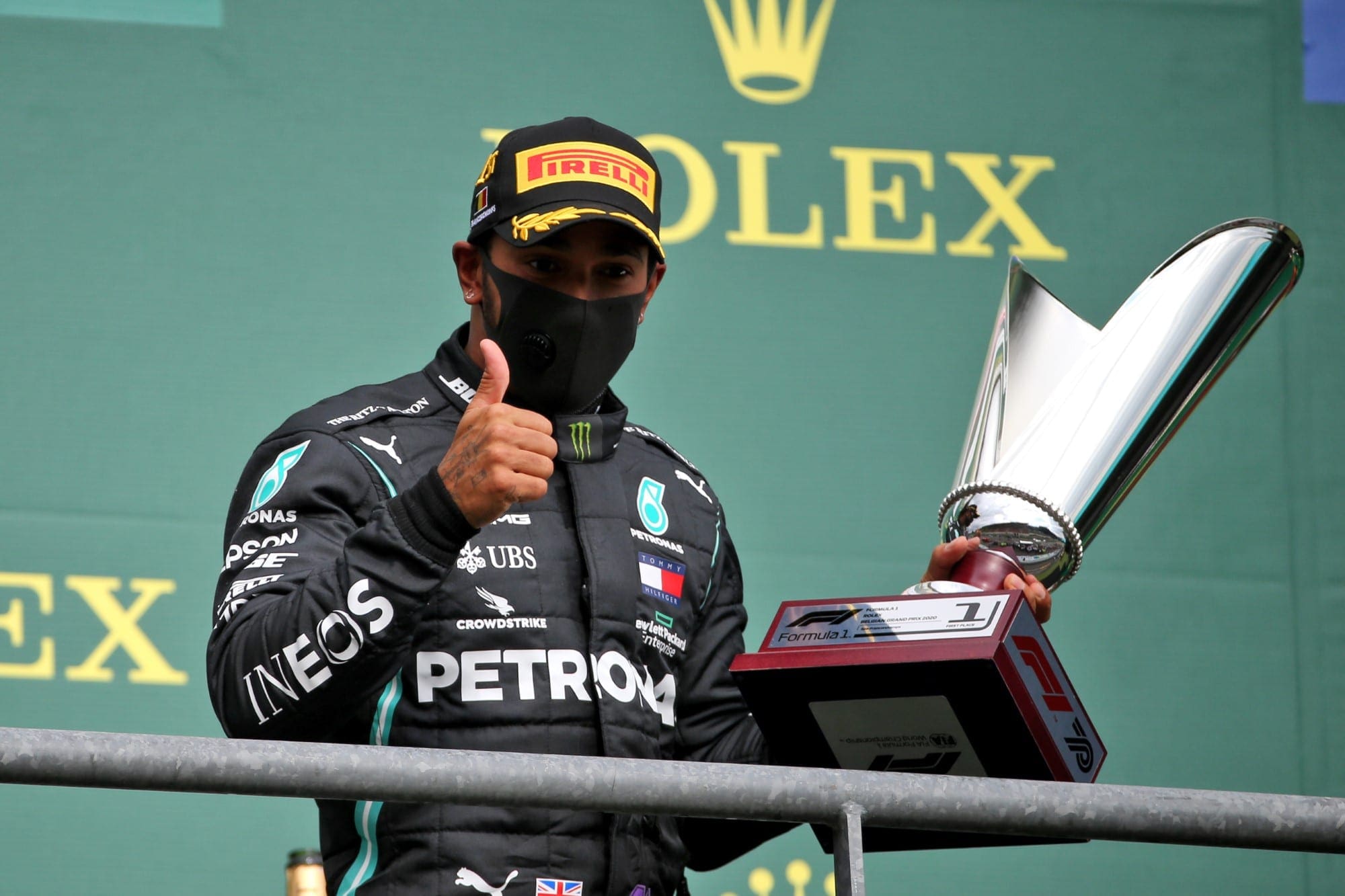 Schumacher faz comparação: "Ele é o maior de seu tempo"