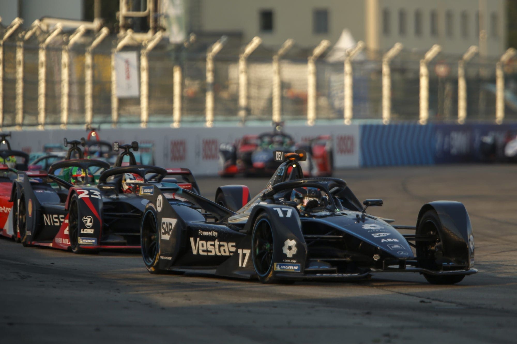 Galeria: confira as imagens da terceira corrida da decisão da Fórmula E Nyck de Vries (NLD), Mercedes Benz EQ, EQ Silver Arrow 01 - ePrix de Berlim 2019 - 2020 Corrida 3