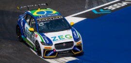Cacá Bueno domina e vence etapa do Jaguar eTrophy em Berlim