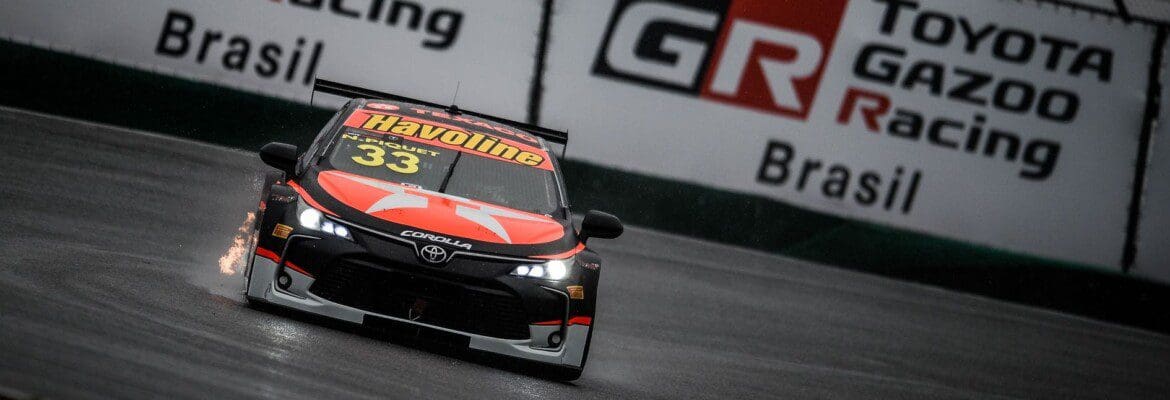 Stock Car: Nelsinho Piquet supera Cesar Ramos, dispara e vence em Interlagos