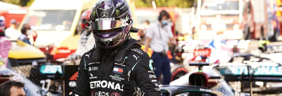 Hamilton: “Red Bull está mais rápida do que a Mercedes no momento”