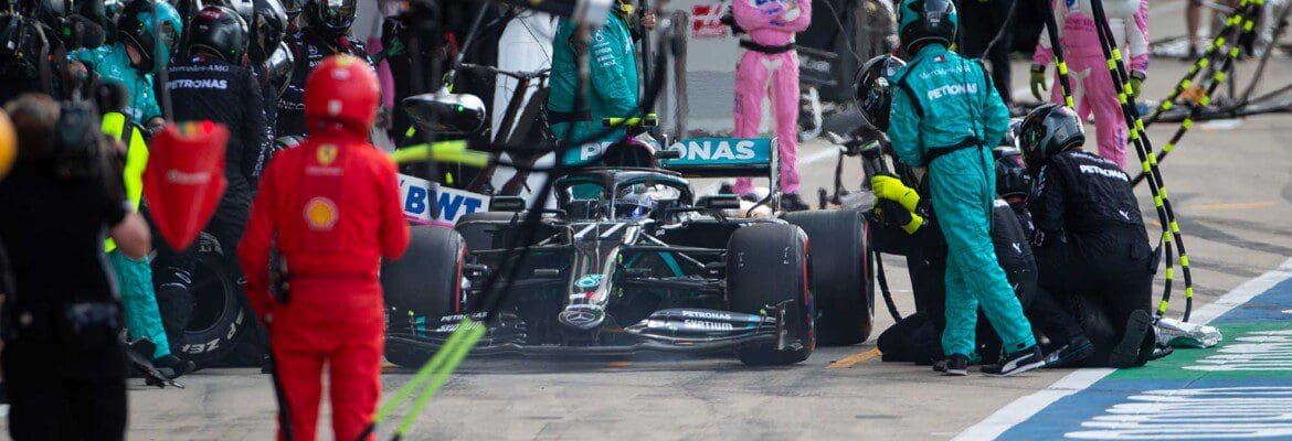 Outro caso positivo de COVID-19 na Mercedes, seis membros da equipe isolados