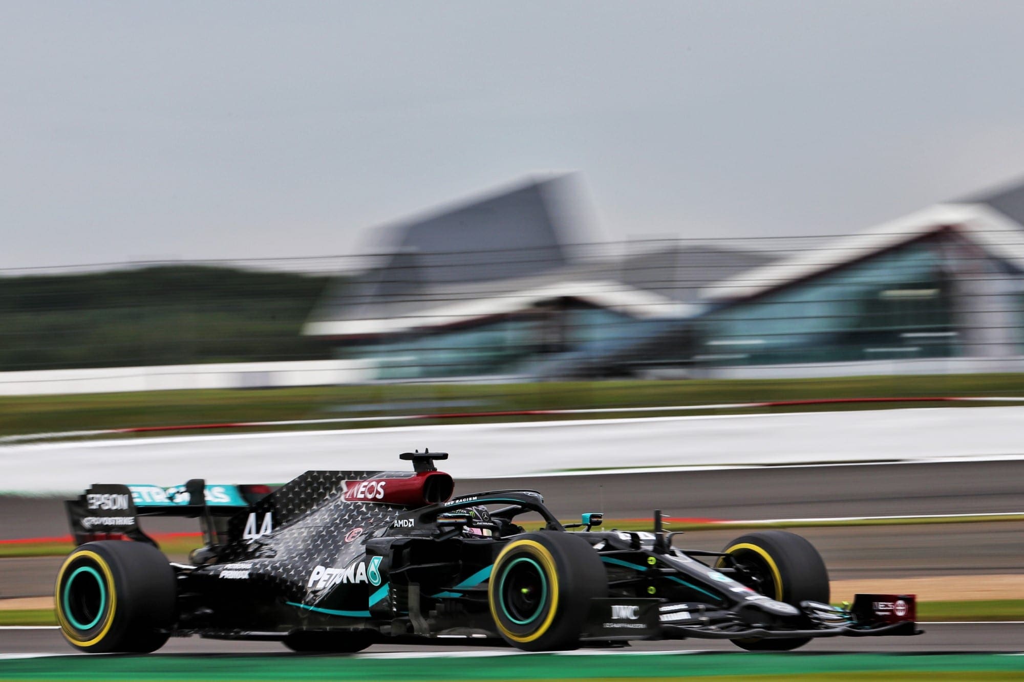 Galeria: confira as imagens dos treinos desta sexta-feira para o GP dos 70 Anos da F1 Lewis Hamilton (Mercedes) GP dos 70 Anos da F1 2020
