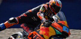 Martin vence na Moto2 em prova marcada por acidente grave de Syahrin