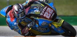 Lowes termina primeiro dia como mais veloz na República Tcheca