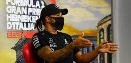 Hamilton: “Engraçado ver a Red Bull reivindicando a proibição do modo de festa”