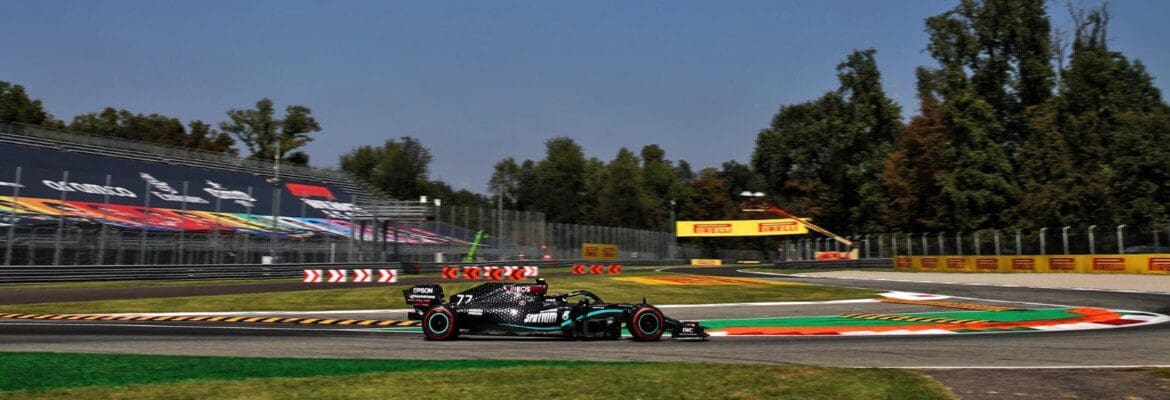 Bottas tem dificuldade com o procedimento de largada da Mercedes