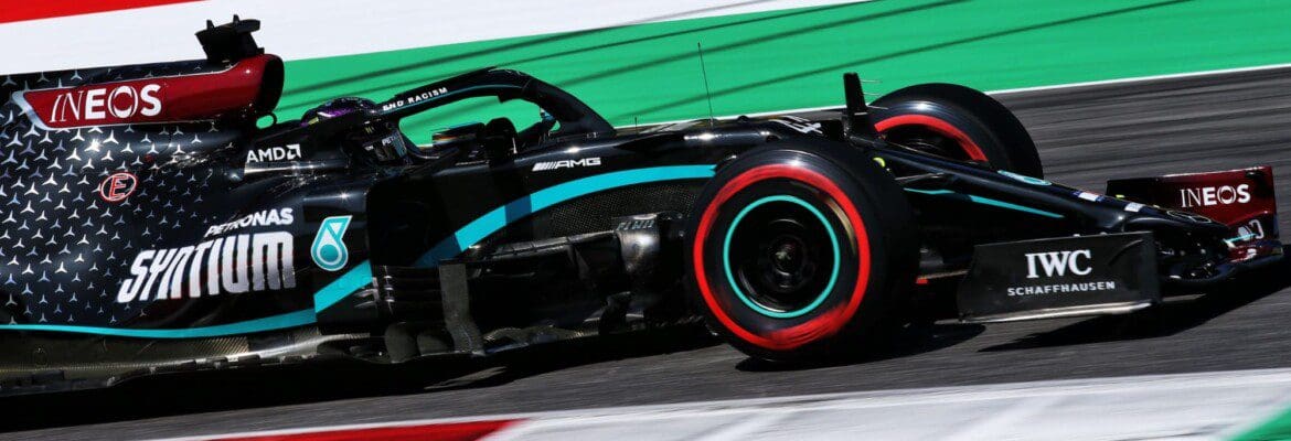 Hamilton feliz e surpreso com pole: “Bottas estava mais rápido”