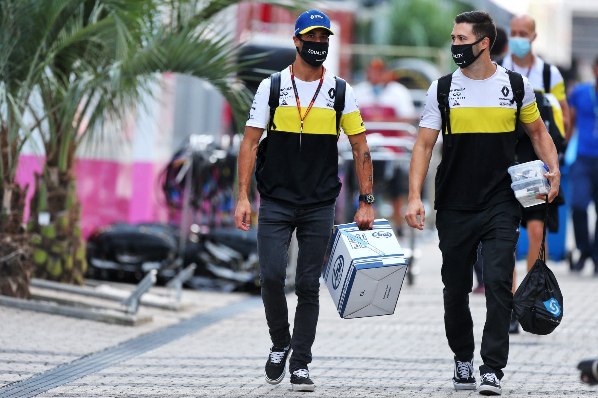 Galeria: confira as imagens desta quinta-feira da F1 na Rússia Daniel Ricciardo (Renault) GP da Rússia F1 2020