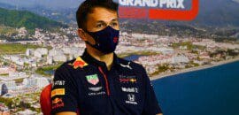 Albon sempre admirou método de trabalho de Schumacher