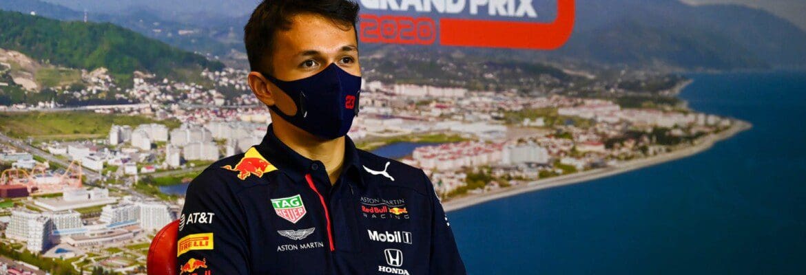 Albon sempre admirou método de trabalho de Schumacher