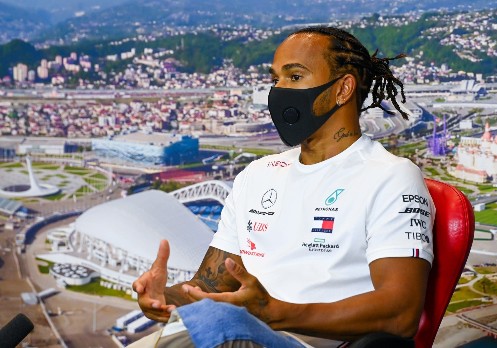 Galeria: confira as imagens desta quinta-feira da F1 na Rússia Lewis Hamilton (Mercedes) GP da Rússia F1 2020
