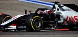 Grosjean espera que novas peças evitem outro desempenho ruim