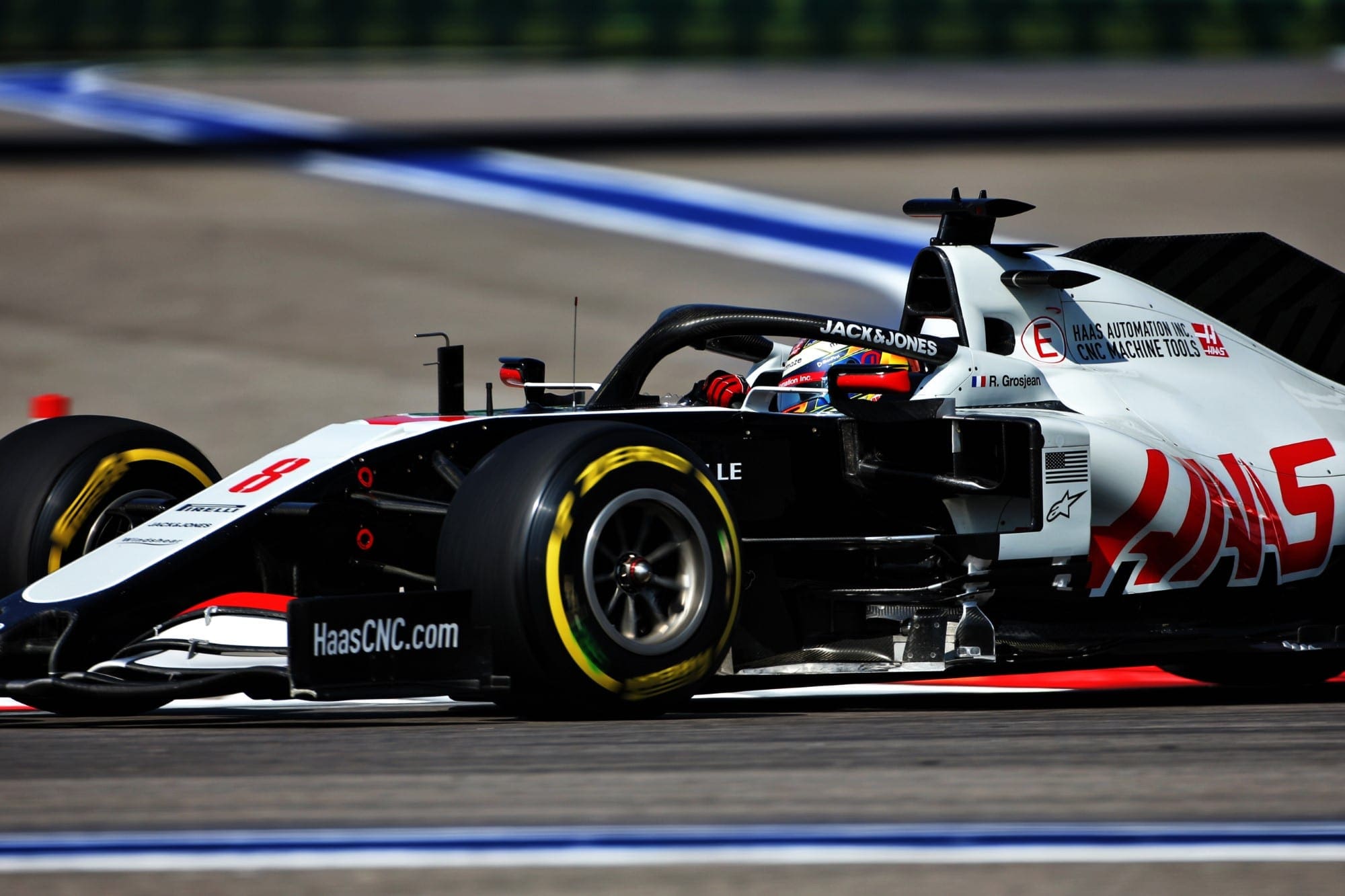 Galeria: confira as imagens dos primeiros treinos para o GP da Rússia de F1 Romain Grosjean (Haas) GP da Rússia F1 2020