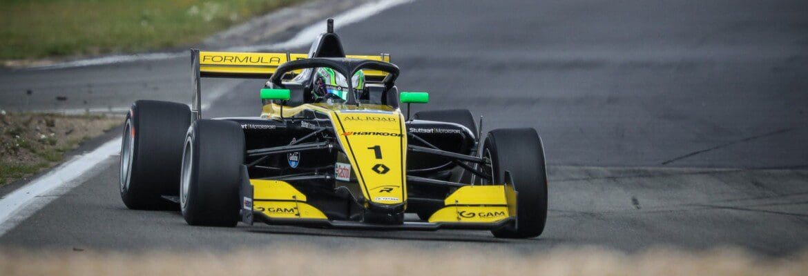 Collet é 6º na corrida 1 e busca recuperação neste domingo largando da 1ª fila