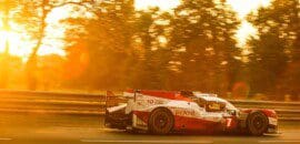 Toyota de Pechito López lidera em Le Mans depois de oito horas de corrida