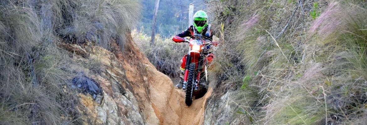 Equipe Honda Racing chega à metade do Enduro da Independência 2020