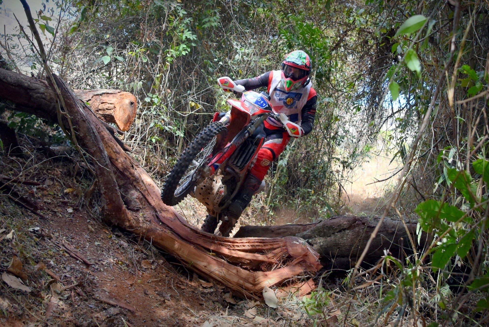 Tunico Maciel, da equipe Honda Racing, no terceiro dia de disputas do Enduro da Independência 2020.