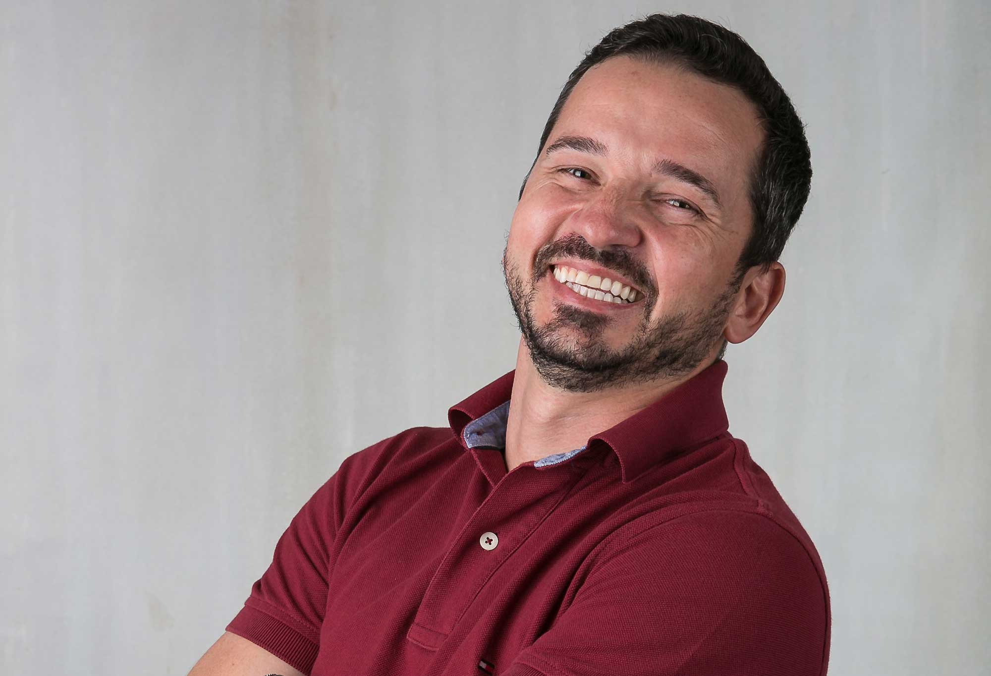 Paulo Eduardo Silveira - Linea