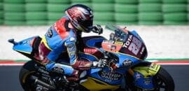 Lowes marca pole na Moto2, mas larga do box por punição; Gardner herda 1º