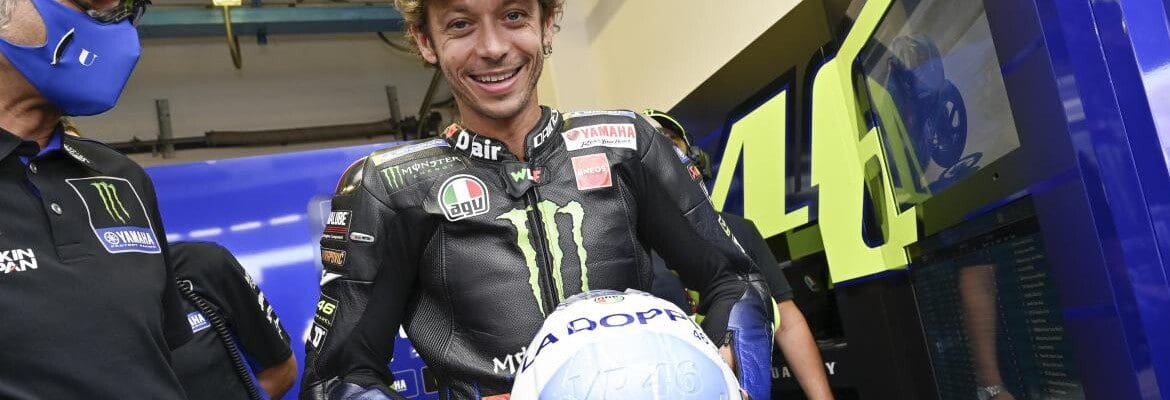 Viagra do Doutor? Rossi e Morbidelli divulgam capacetes especiais para GP em casa