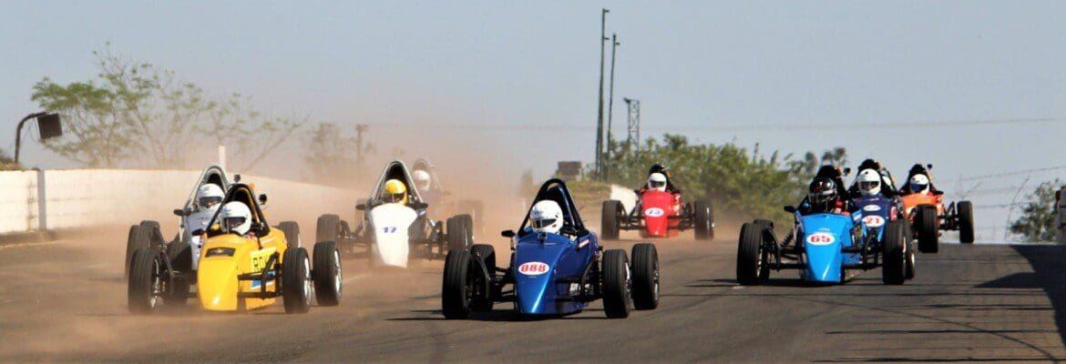 Piloto francês conquista o Troféu Ricardo Divila na abertura da Copa ECPA de FVee