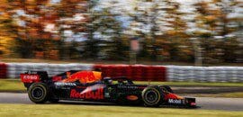 Verstappen frustrado com o Safety Car