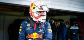 Verstappen diz que tentou muito alcançar Hamilton