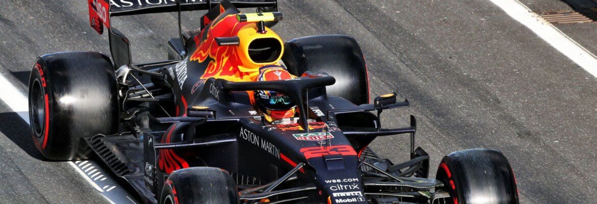 Albon recebeu dois pontos de penalidade por colisão com Kvyat