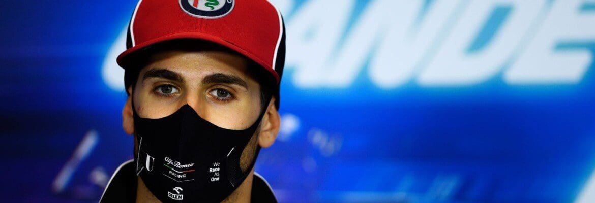 Giovinazzi afirma que esperava o convite da Ferrari para assumir o lugar de Vettel na equipe
