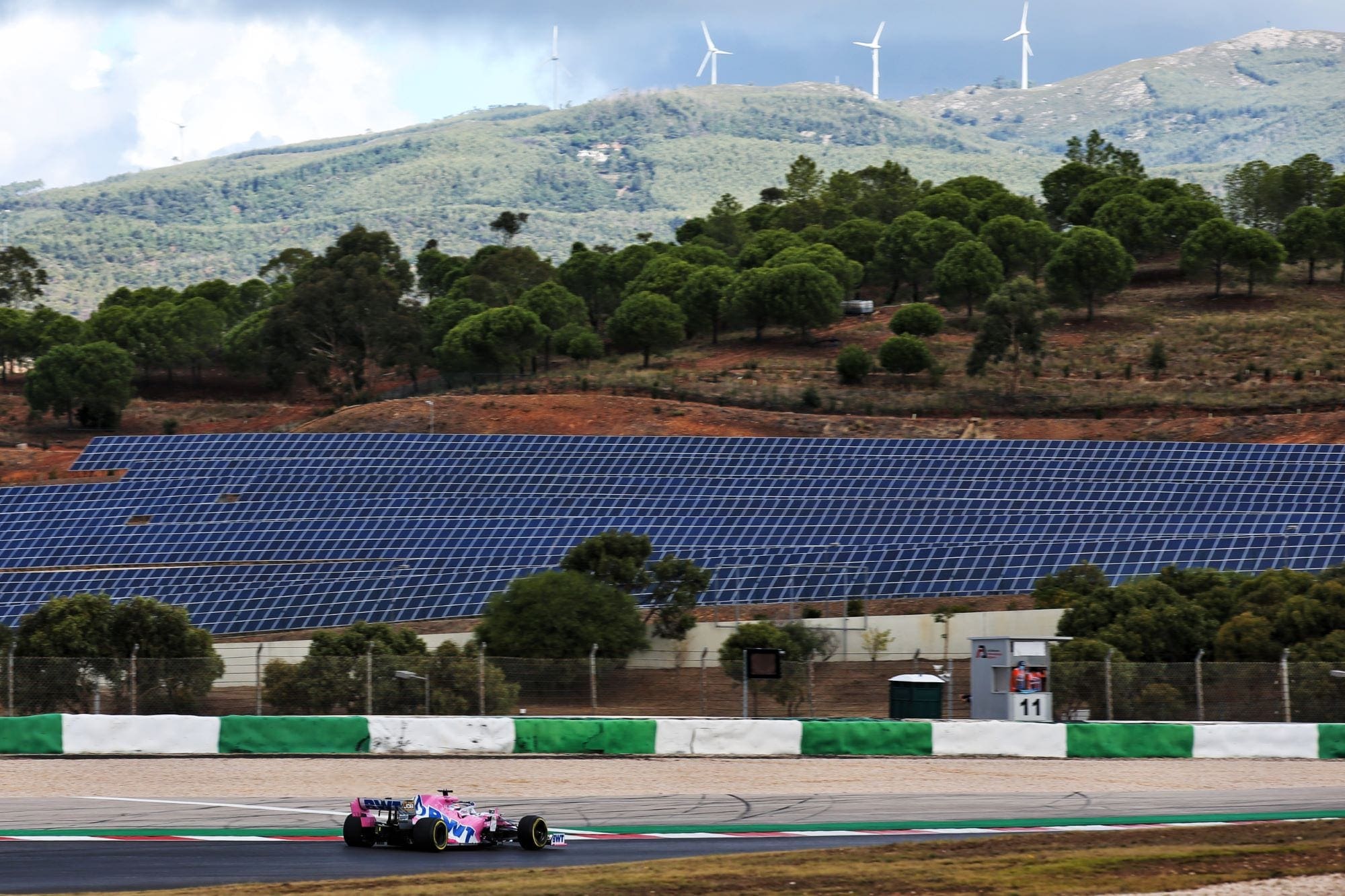 Galeria: confira as imagens dos primeiros treinos para o GP de Portugal Galeria: confira as imagens dos primeiros treinos para o GP de Portugal