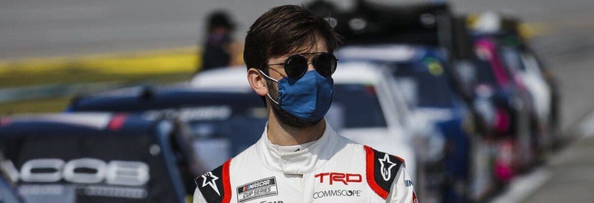 Suarez continuará na NASCAR Cup em uma nova equipe