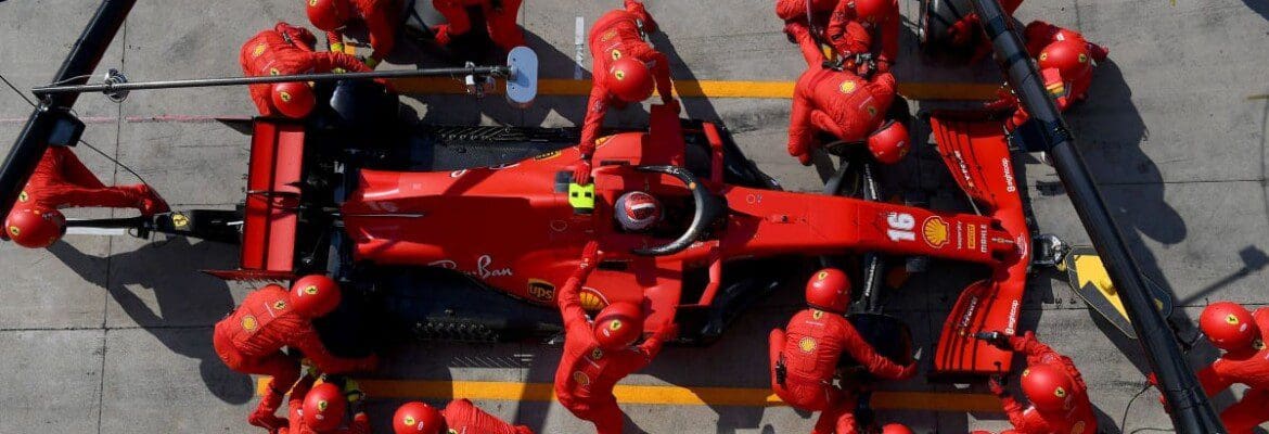 F1: Ferrari faz programa de treinamento para melhorar paradas de box