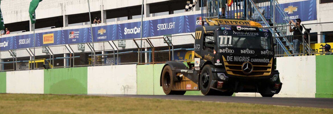 Valdeno Brito domina e vence as duas provas da etapa de Cascavel