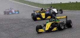 F-Renault Eurocup: Pista úmida cria dilema para pilotos e Collet é 6º na corrida 2 em Spa