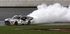 Briscoe domina corrida e vence na NASCAR Xfinity