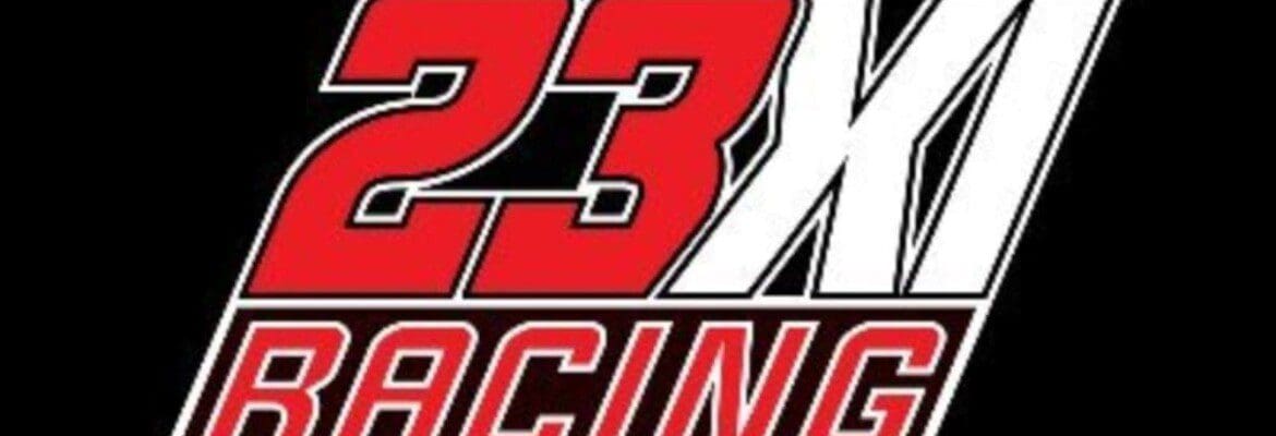 Michael Jordan e Denny Hamlin divulgam nome da nova equipe da NASCAR