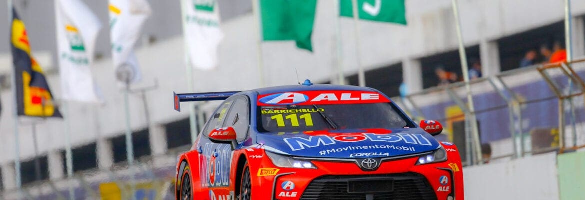 Punição tira Rubens Barrichello da briga pelo pódio na corrida 2 em Cascavel