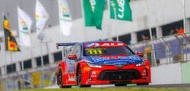 Punição tira Rubens Barrichello da briga pelo pódio na corrida 2 em Cascavel