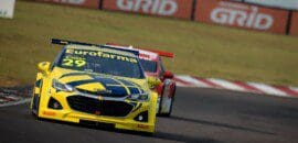 Serra segura Zonta e vence corrida 2 em Cascavel