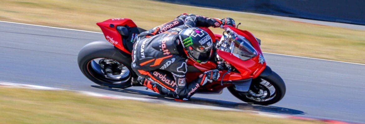 Redding é o mais rápido nos treinos em Estoril