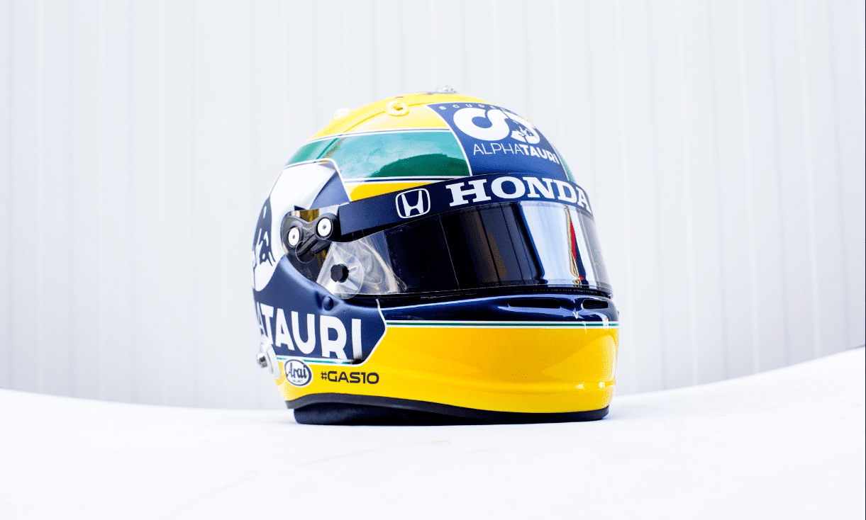 Gasly usará capacete em homenagem a Senna no retorna da F1 a Ímola Pierre Gasly - Capacete Senna
