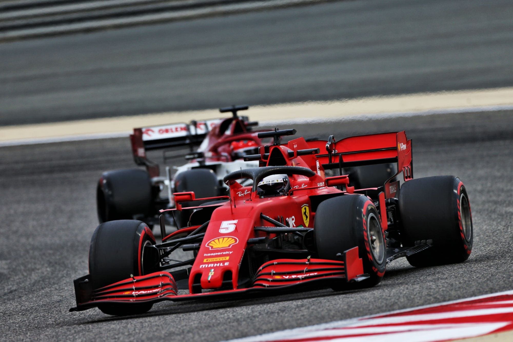 Galeria: confira as imagens desta sexta-feira da F1 no Bahrein