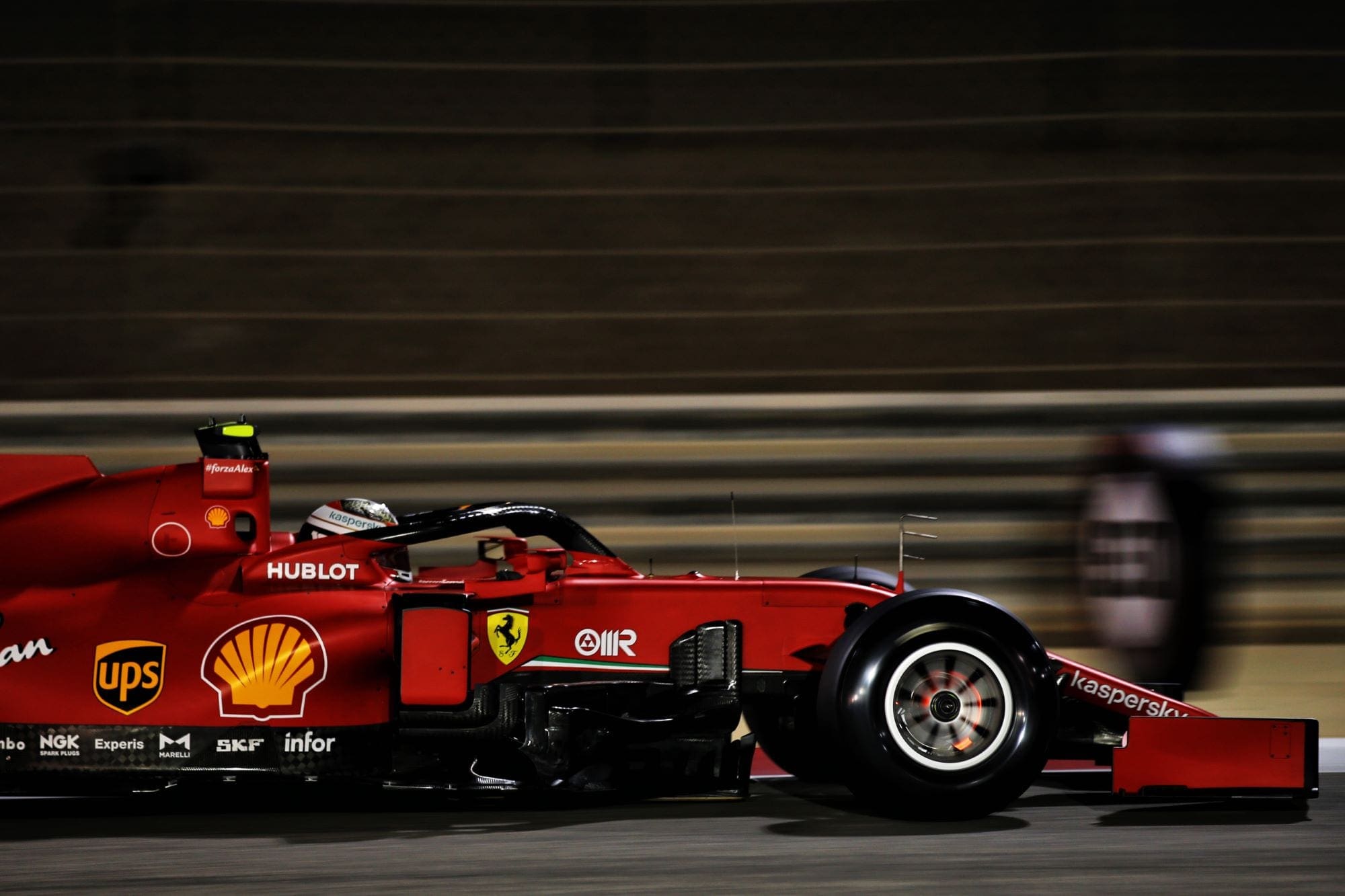 Galeria: confira as imagens desta sexta-feira da F1 no Bahrein Galeria: confira as imagens desta sexta-feira da F1 no Bahrein