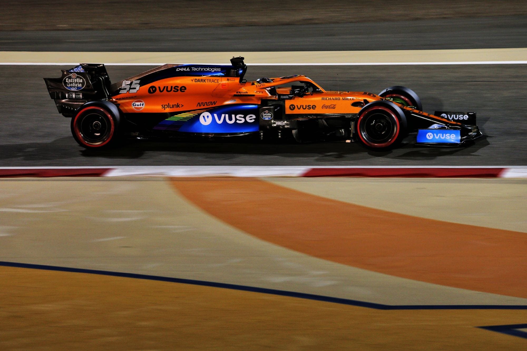 Galeria: confira as imagens desta sexta-feira da F1 no Bahrein Galeria: confira as imagens desta sexta-feira da F1 no Bahrein