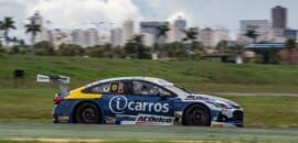 Por regulamento, Cacá Bueno terá que correr com “carro torto” na penúltima etapa da Stock Car