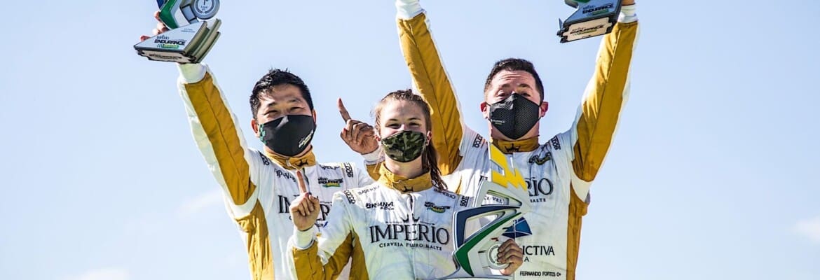 Bruna Tomaselli faz história e se torna a primeira mulher a vencer uma etapa do Endurance Brasil